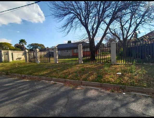 4 BEDROOM HOUSE FOR SALE IN DISCOVERY